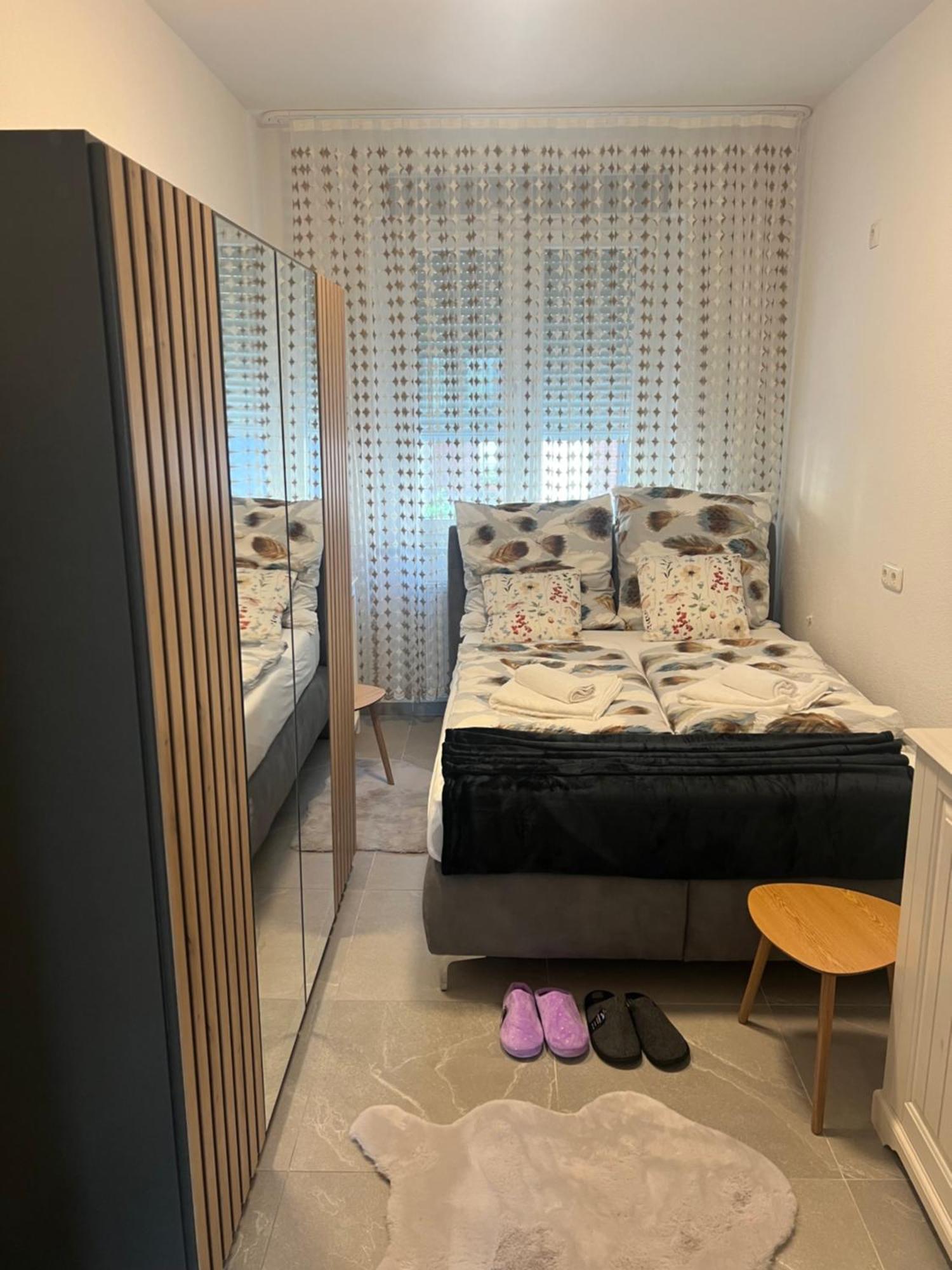 Apartment 2 In Duisburg-Mitte, Altstadt Bagian luar foto