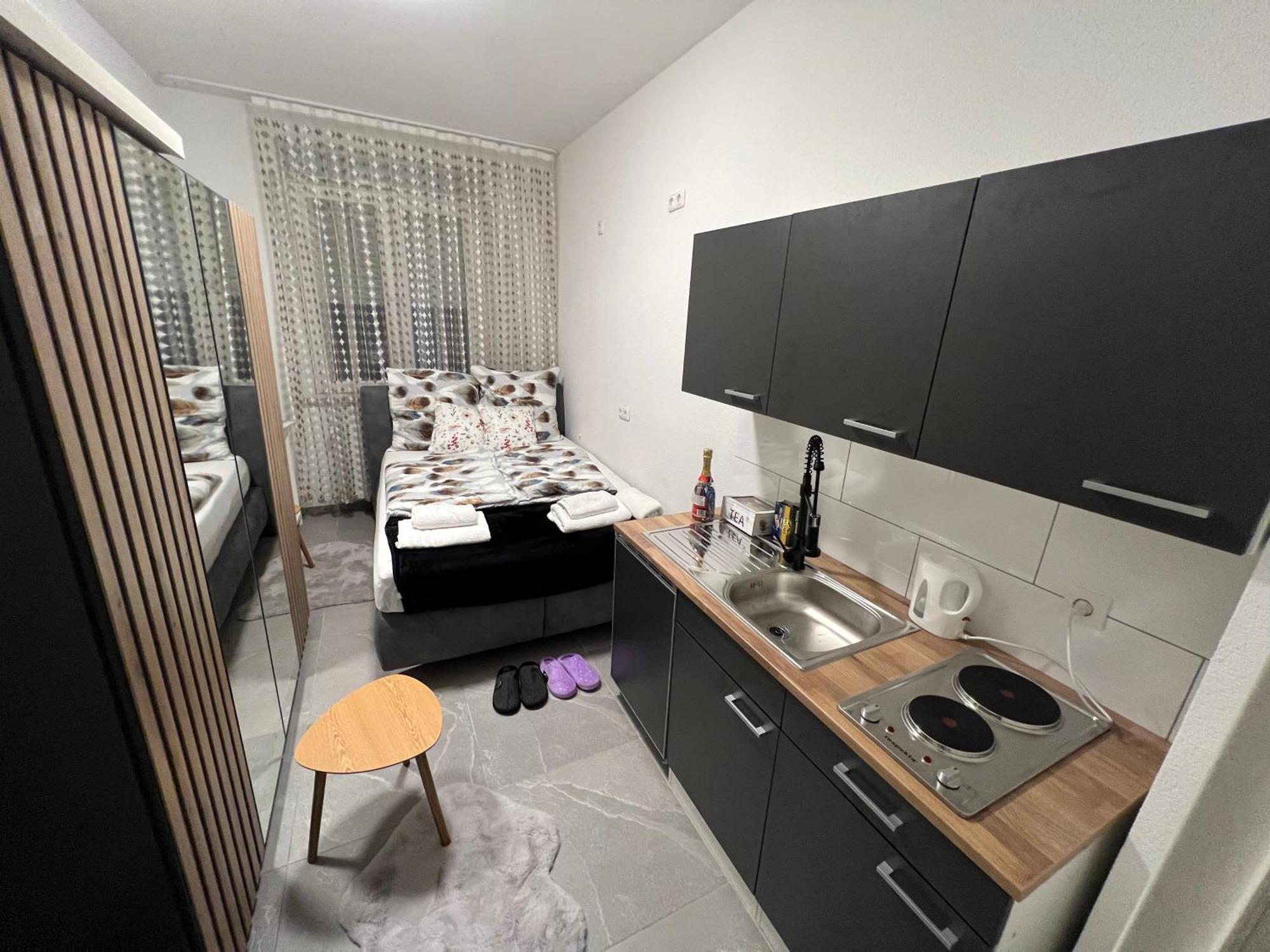 Apartment 2 In Duisburg-Mitte, Altstadt Bagian luar foto